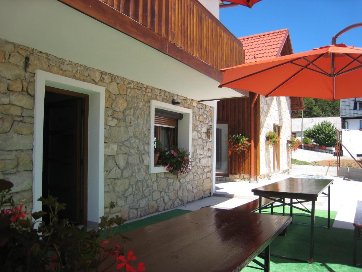 Sixteen Lakes Guest House 2 Jezerce Buitenkant foto